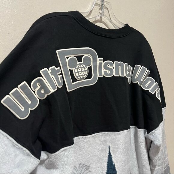 2023 Disney World Castle Spirit Jersey Sherpa Oversized Fleece Black White Sz S - Picture 5 of 9